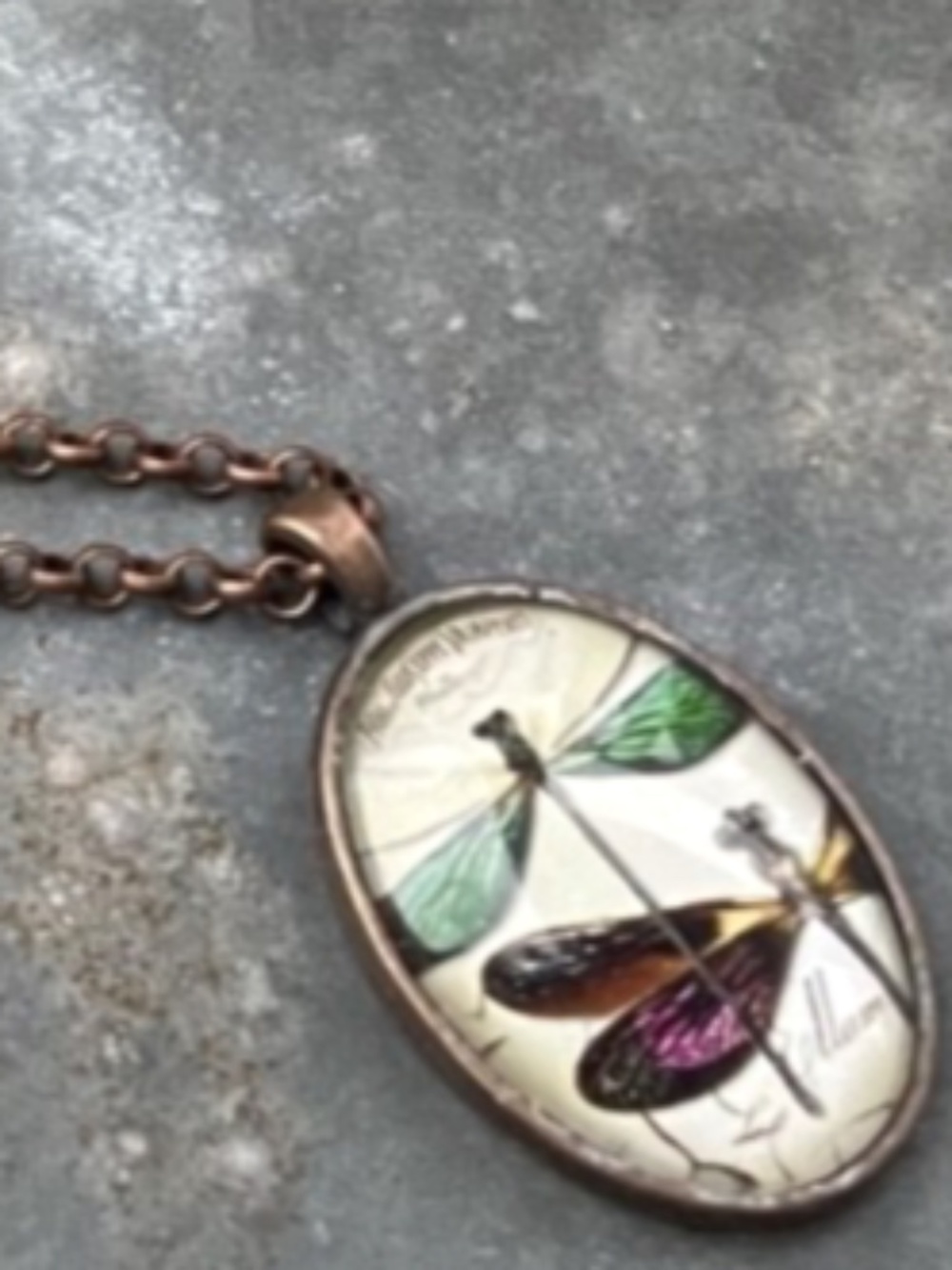 Dragonfly Pendant bronze tone Necklace - Picture 5 of 5